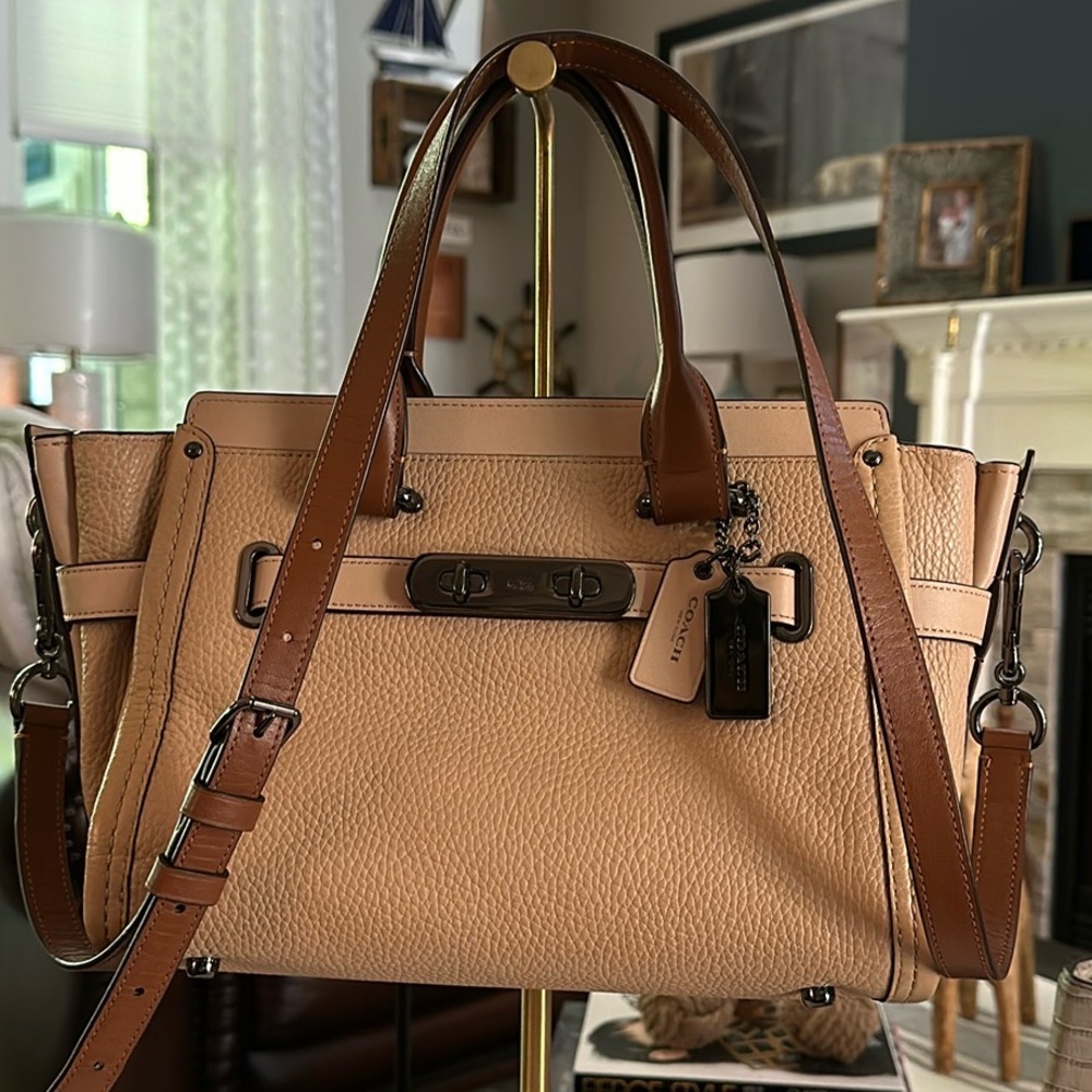 Authentic COACH Color Block 27 Satchel Crossbody Bag in Pebble/Smooth Leather